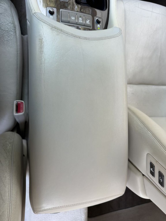 2007 Lexus LS Image 33