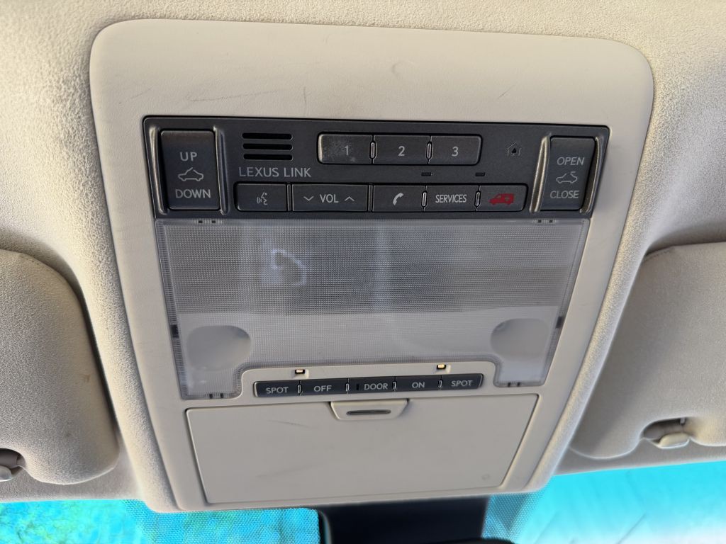 2007 Lexus LS Image 36