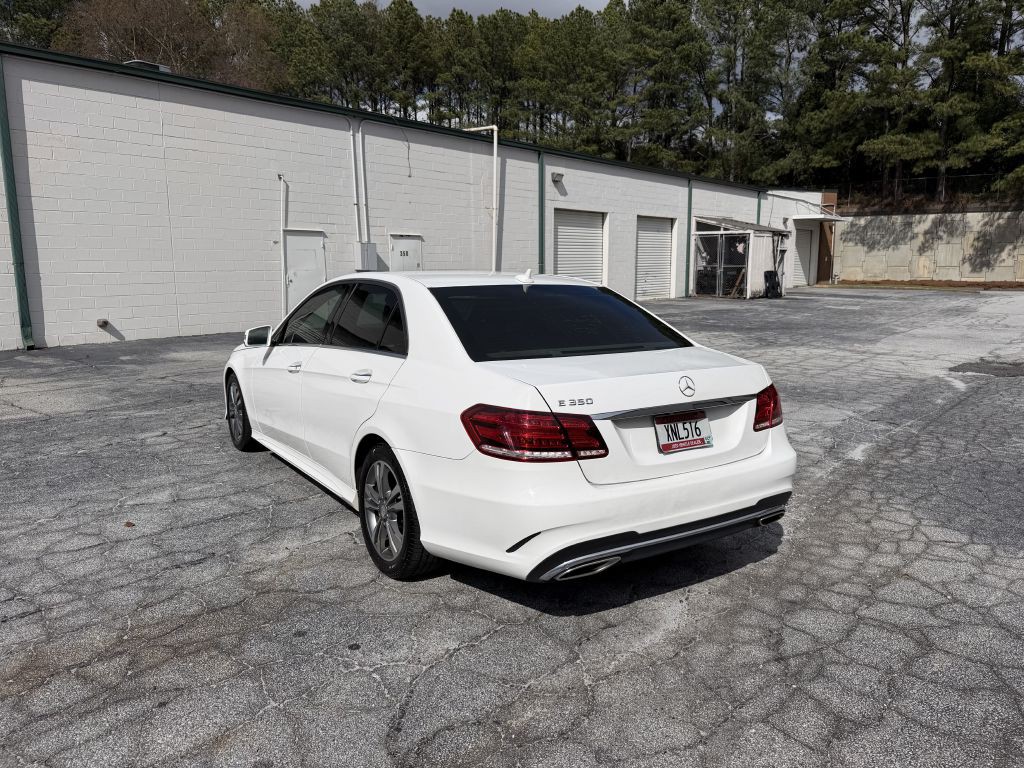 2016 Mercedes-Benz E-Class Image 7