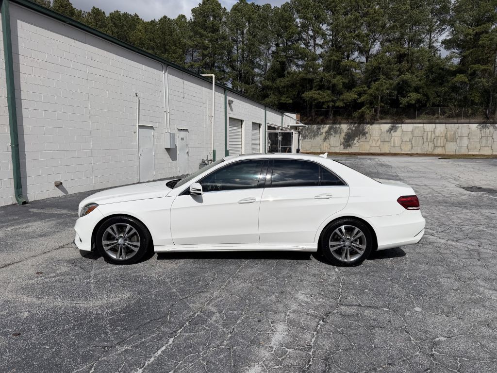2016 Mercedes-Benz E-Class Image 8