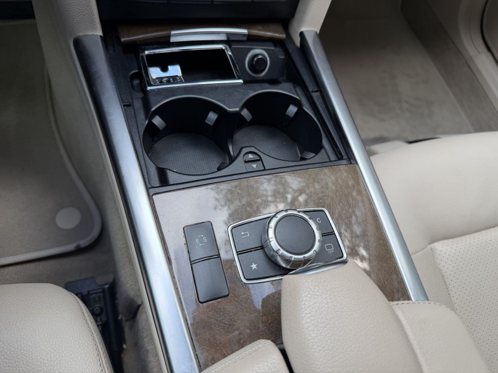 2016 Mercedes-Benz E-Class Image 31