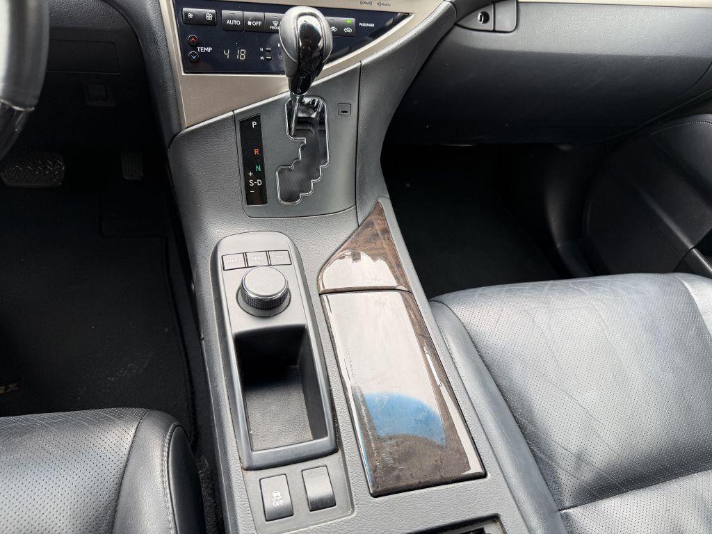 2015 Lexus RX Image 30