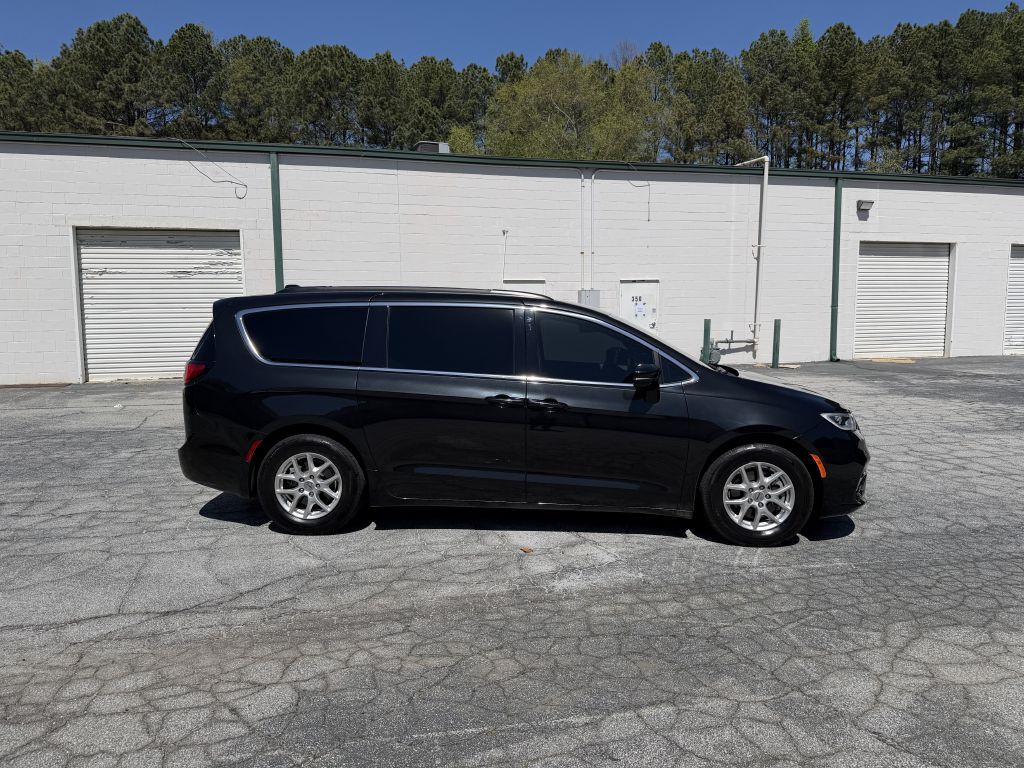2022 Chrysler Pacifica Image 4