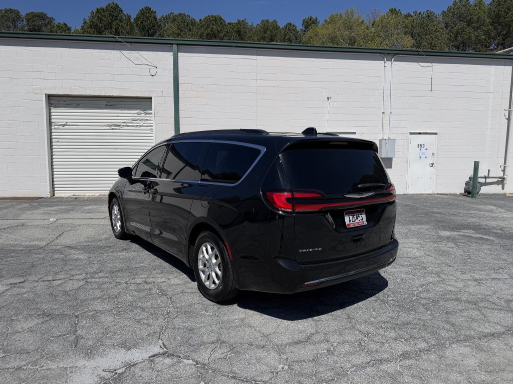 2022 Chrysler Pacifica Image 7