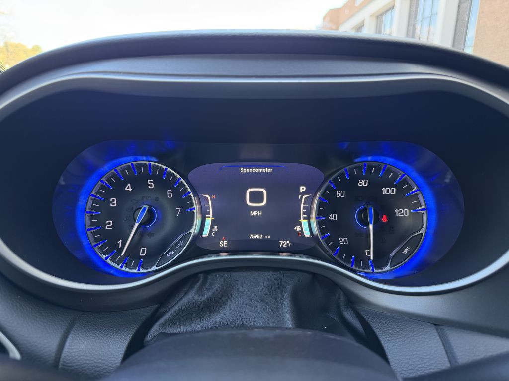 2022 Chrysler Pacifica Image 24