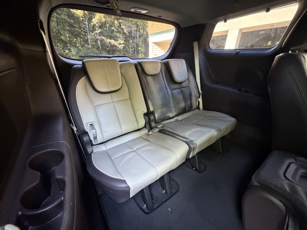 2016 Kia Sedona Image 18