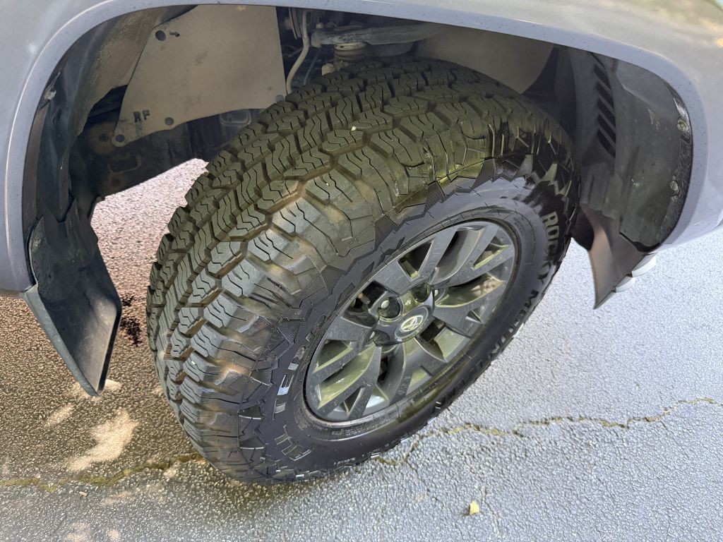 2023 Toyota Tacoma Image 36