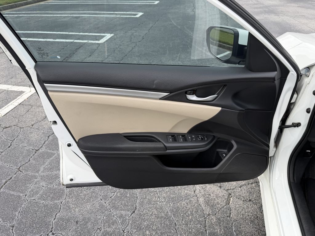 2016 Honda Civic Image 10