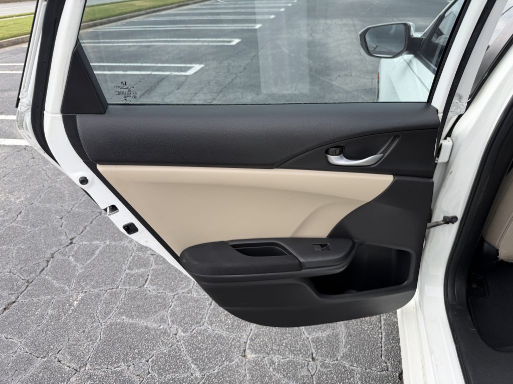 2016 Honda Civic Image 12