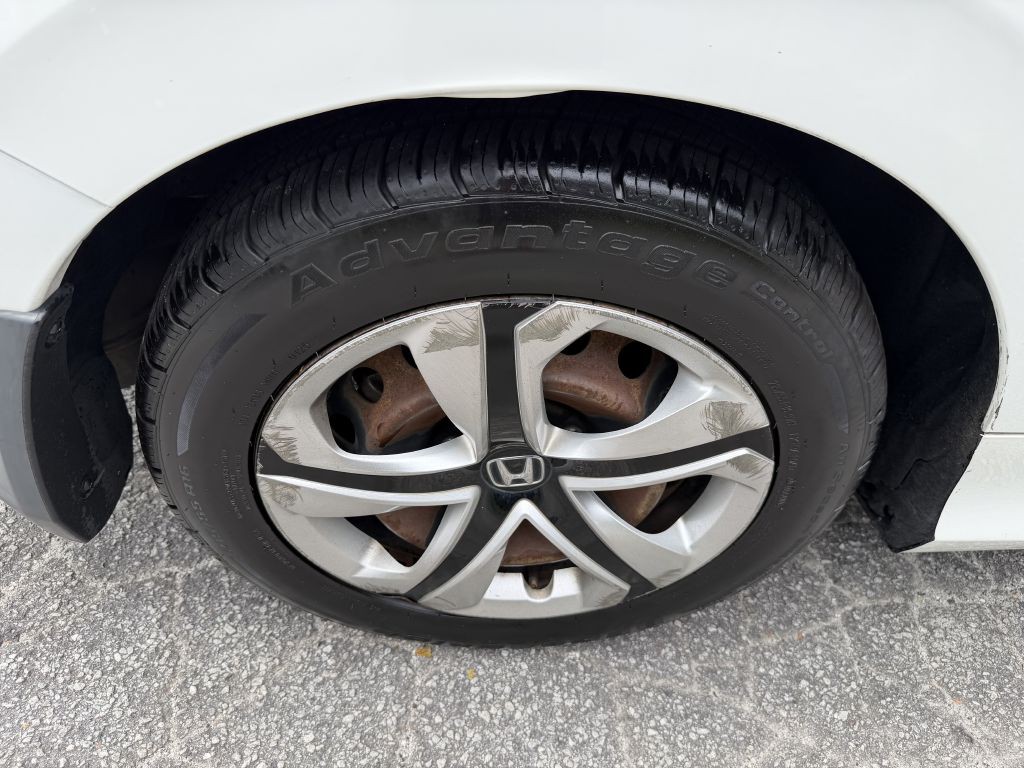 2016 Honda Civic Image 32
