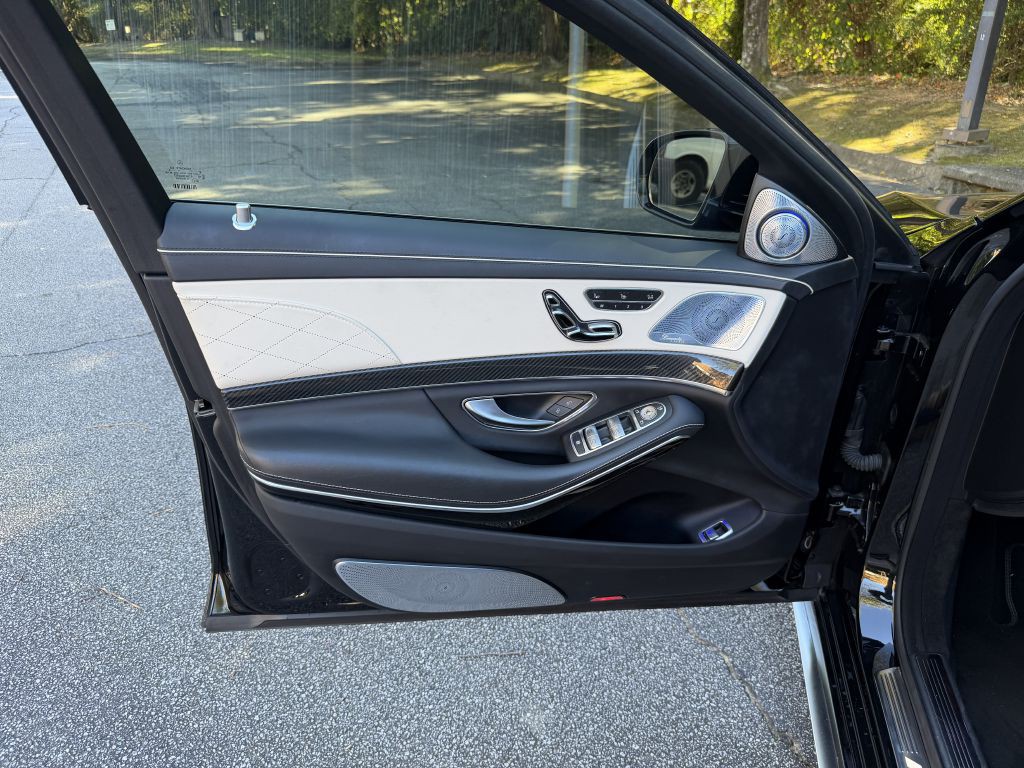 2015 Mercedes-Benz S-Class Image 10