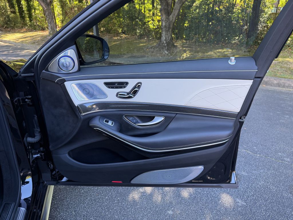 2015 Mercedes-Benz S-Class Image 17