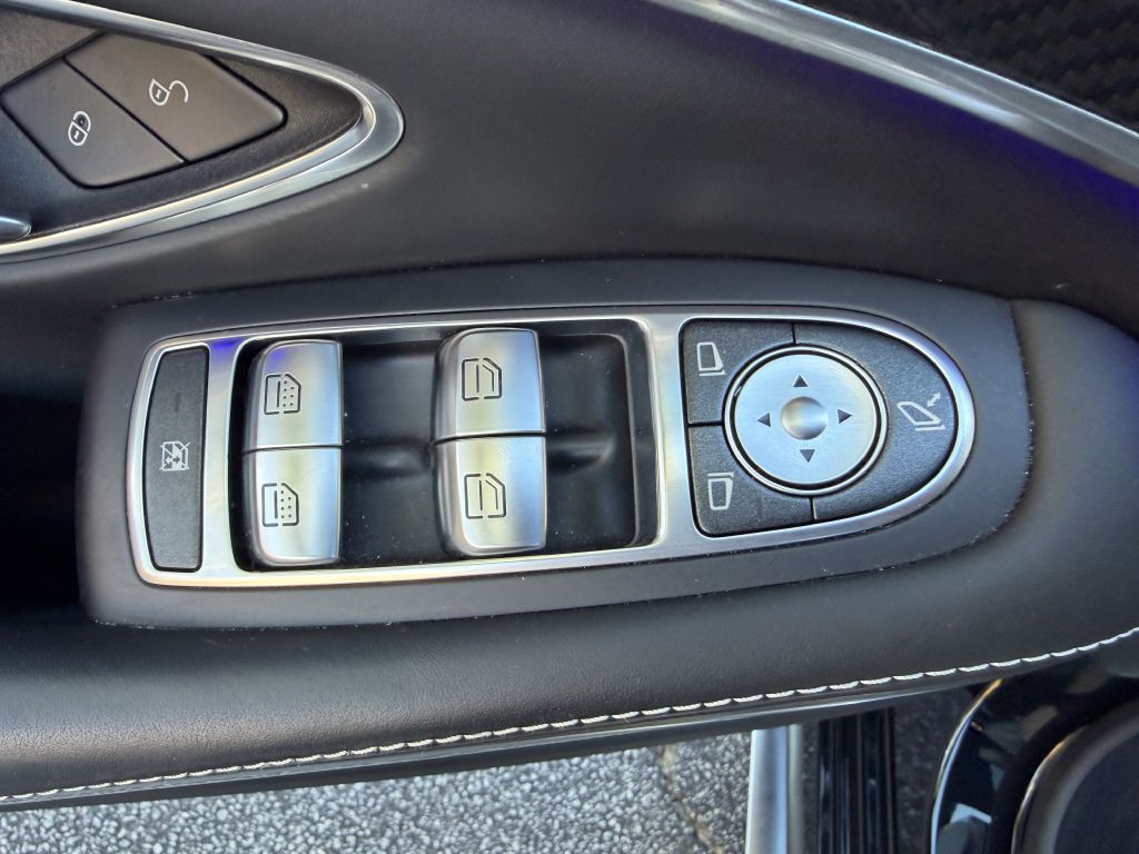 2015 Mercedes-Benz S-Class Image 24