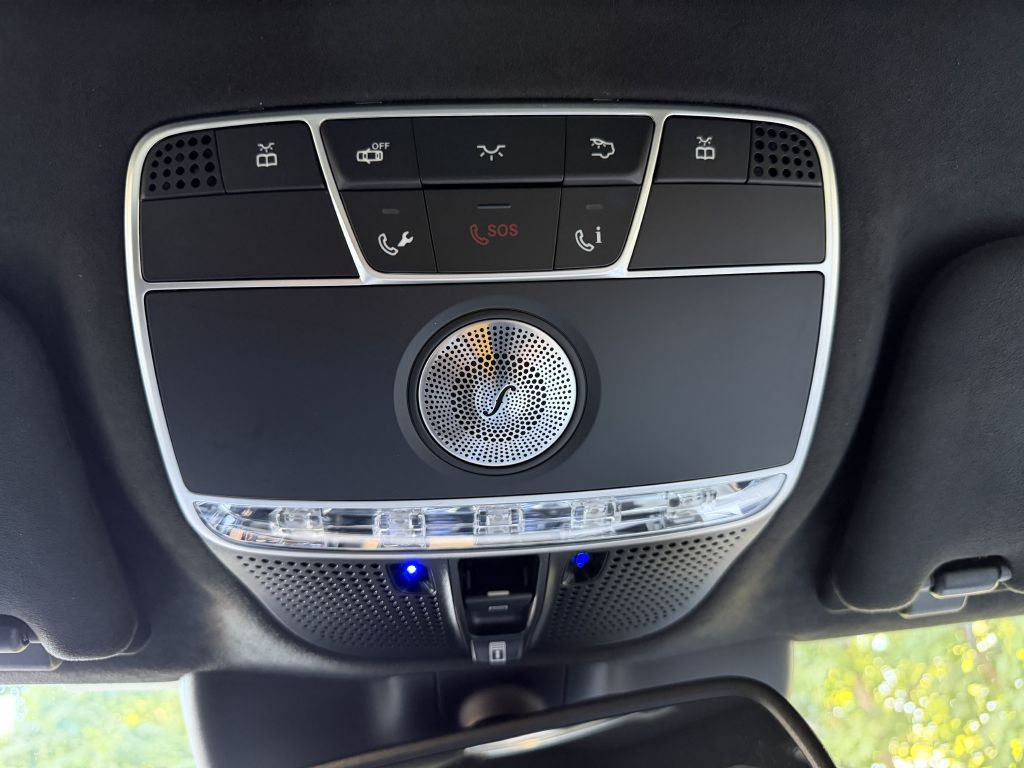 2015 Mercedes-Benz S-Class Image 34
