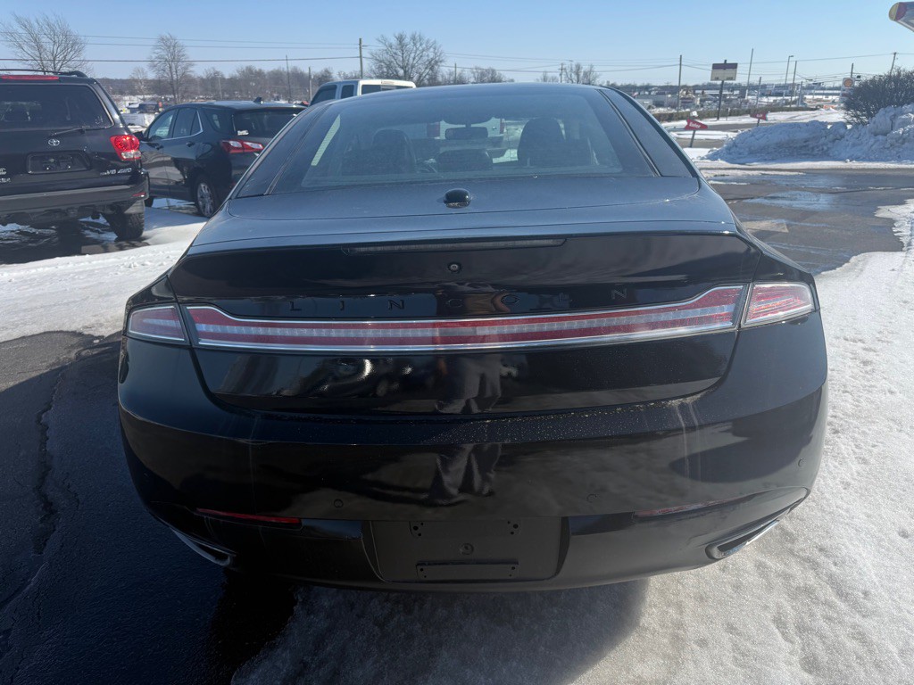 2015 Lincoln MKZ Image 4