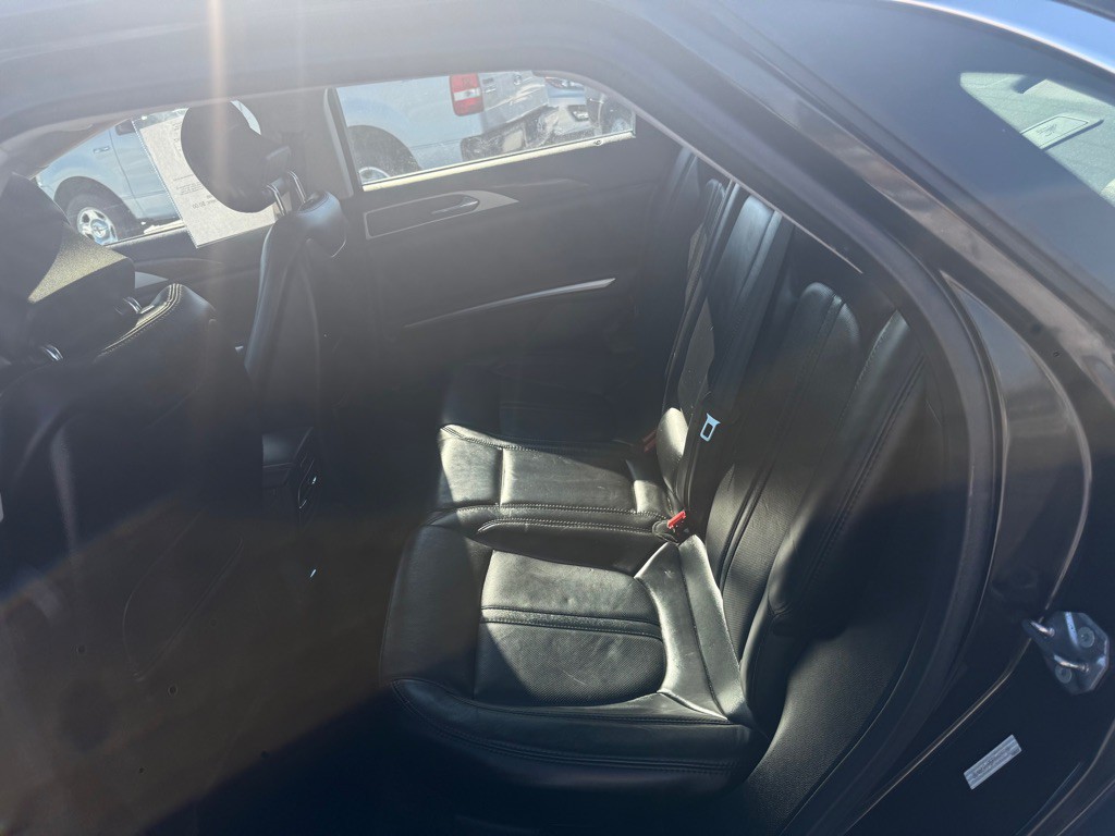 2015 Lincoln MKZ Image 14