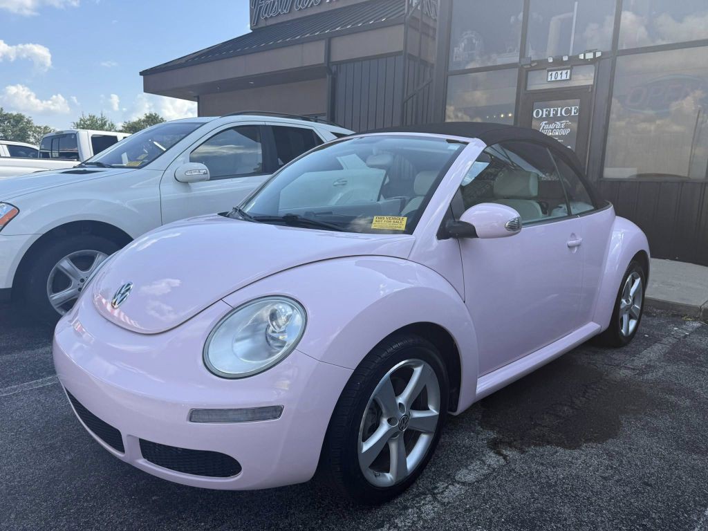 2010 Volkswagen Beetle Image 16