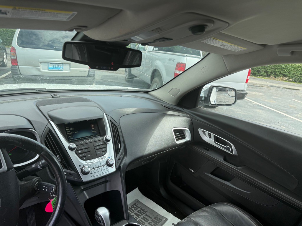 2012 Chevrolet Equinox Image 17