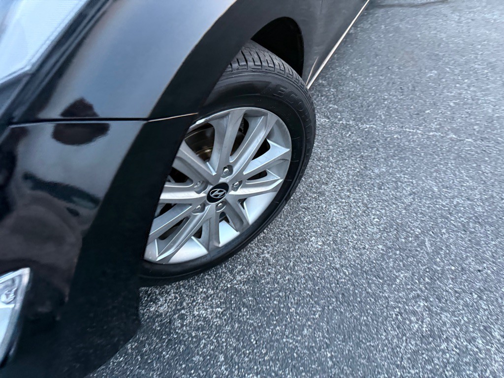 2015 Hyundai Elantra Image 49