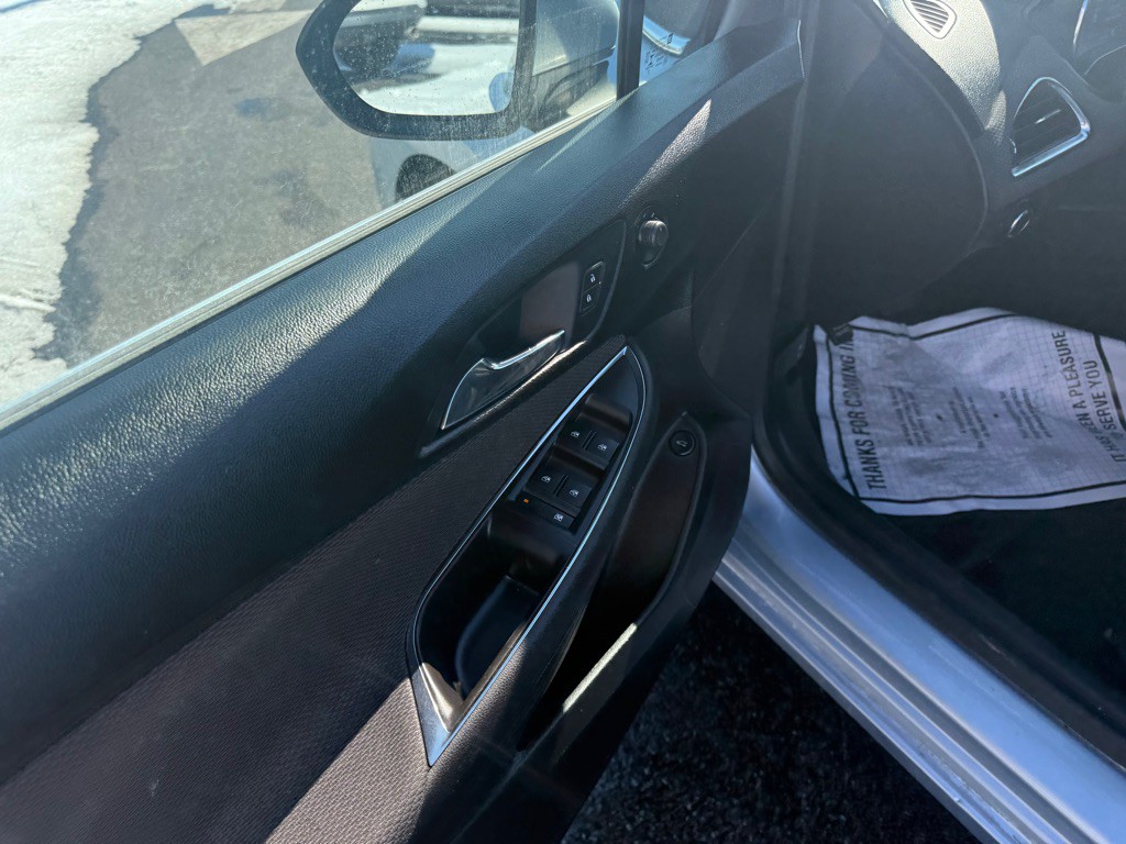 2017 Chevrolet Cruze Image 12