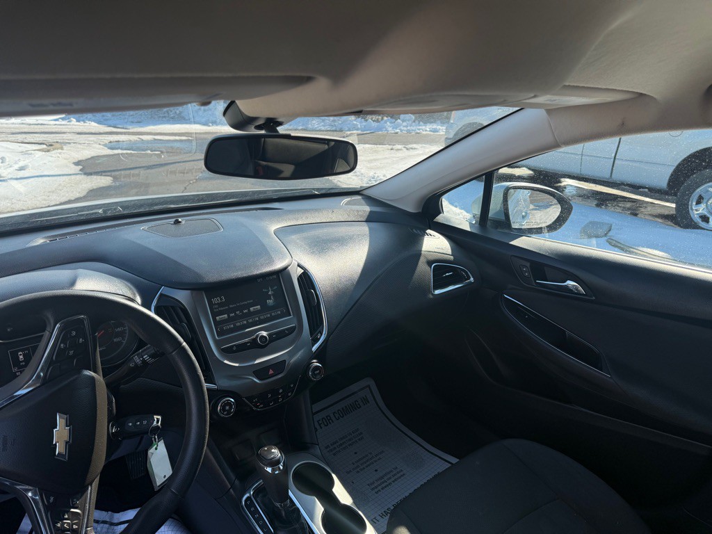 2017 Chevrolet Cruze Image 15