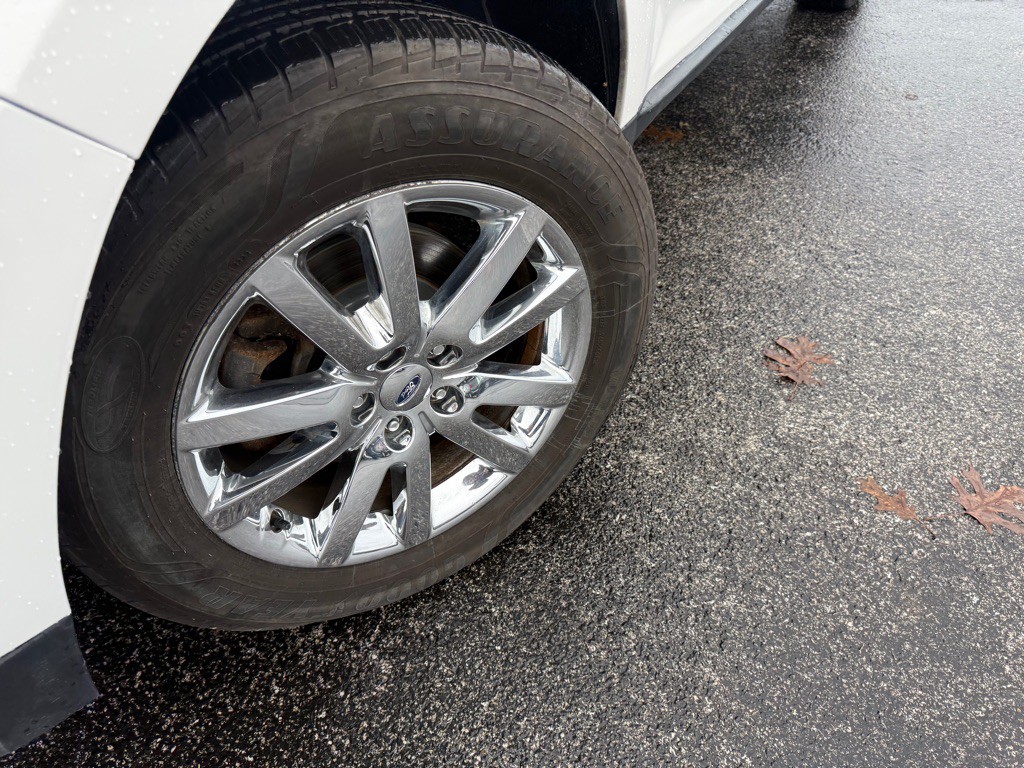 2013 Ford Edge Image 10