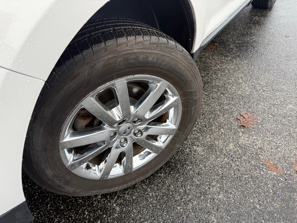 2013 Ford Edge Image 12