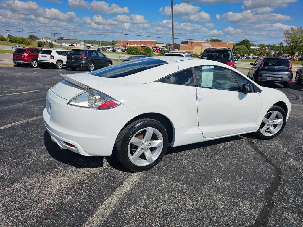 2009 Mitsubishi Eclipse Image 5