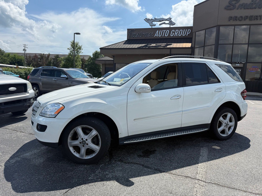 2007 Mercedes-Benz M-Class Image 3