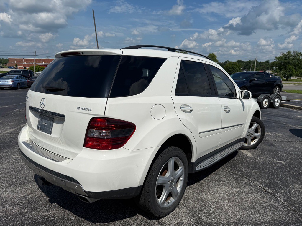 2007 Mercedes-Benz M-Class Image 6