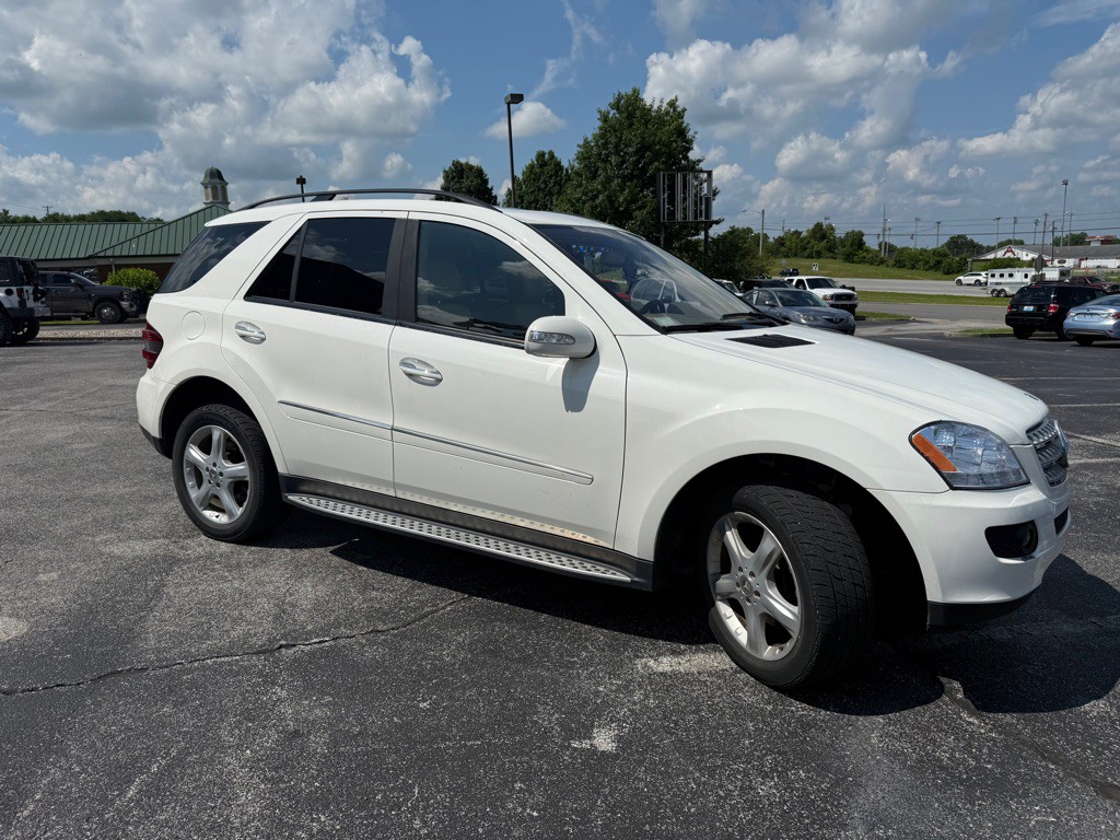 2007 Mercedes-Benz M-Class Image 8