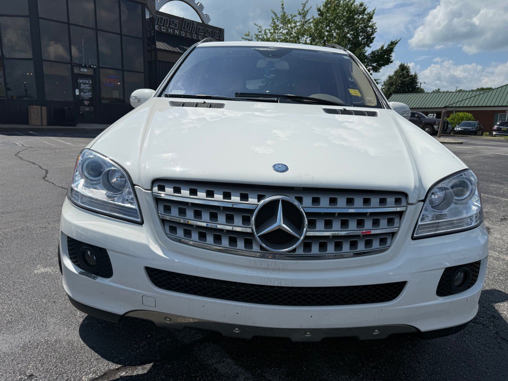 2007 Mercedes-Benz M-Class Image 9