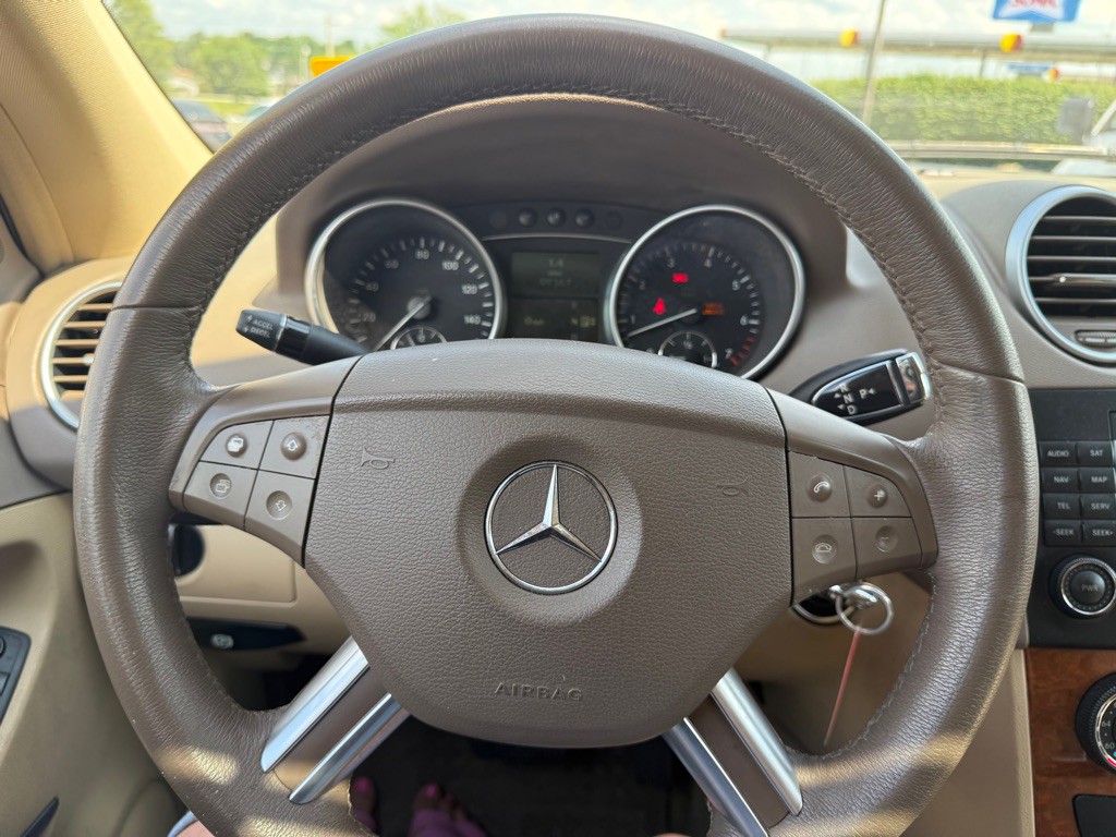 2007 Mercedes-Benz M-Class Image 22