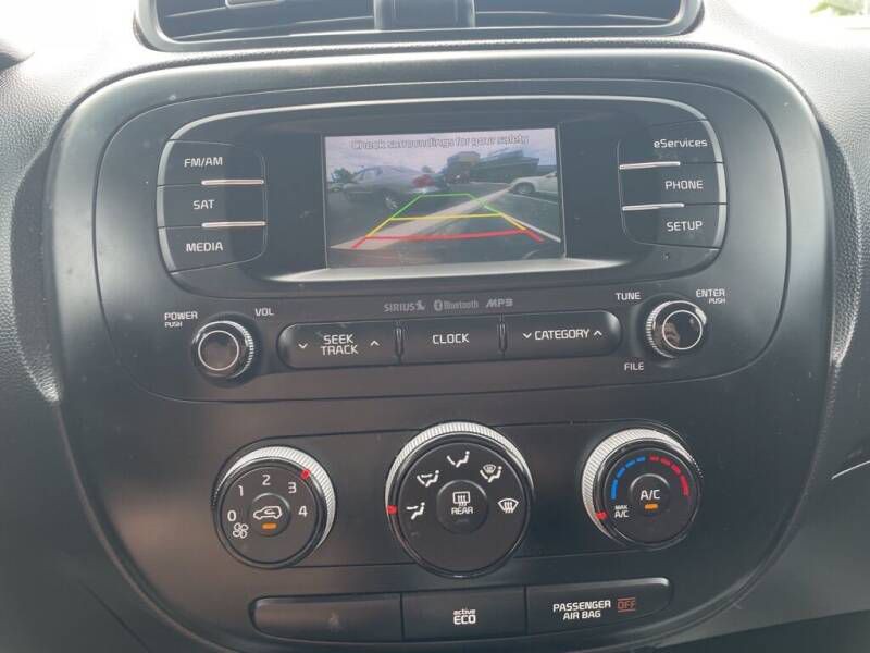 2015 Kia Soul Image 17