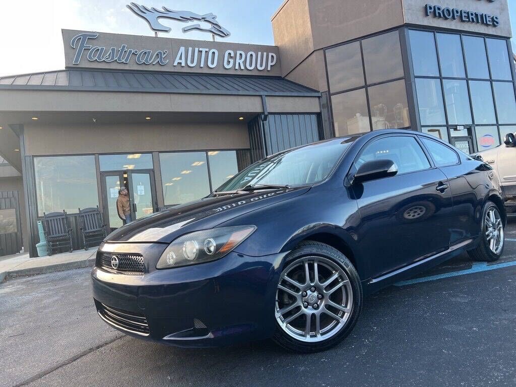 2010 Scion tC Image 2