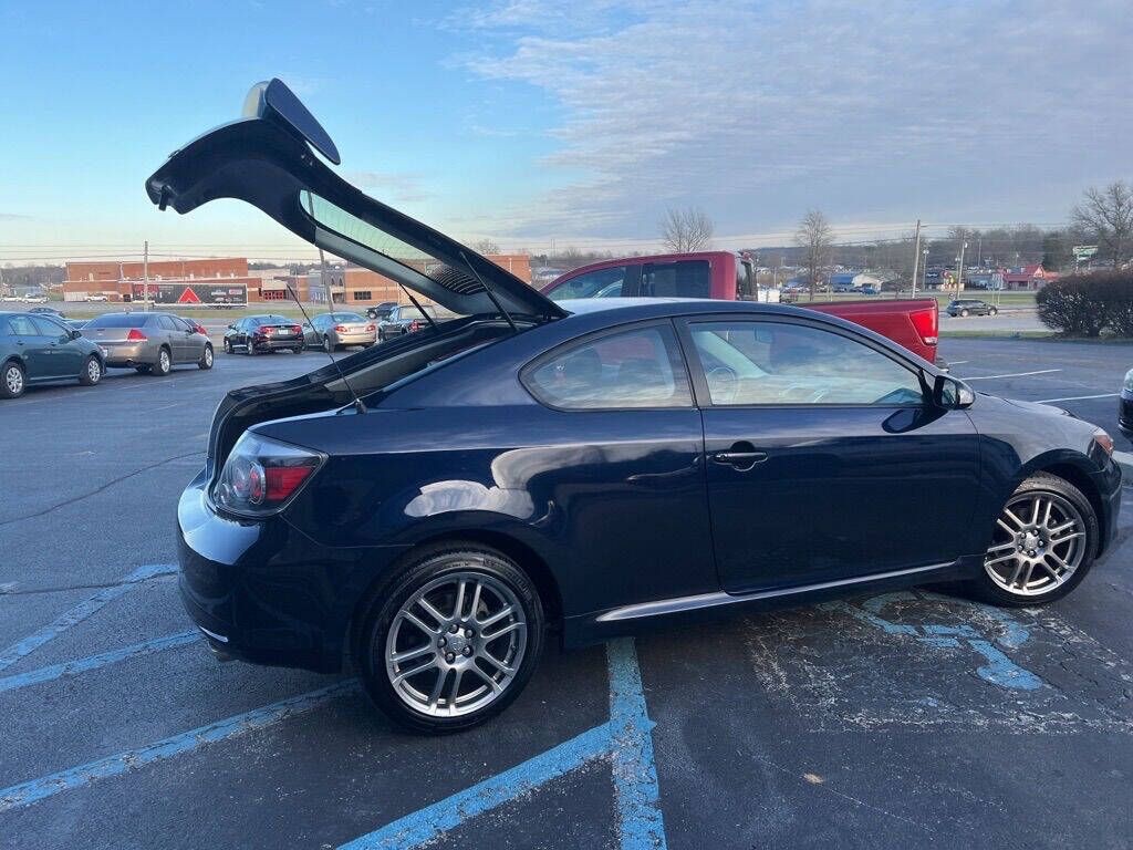 2010 Scion tC Image 5