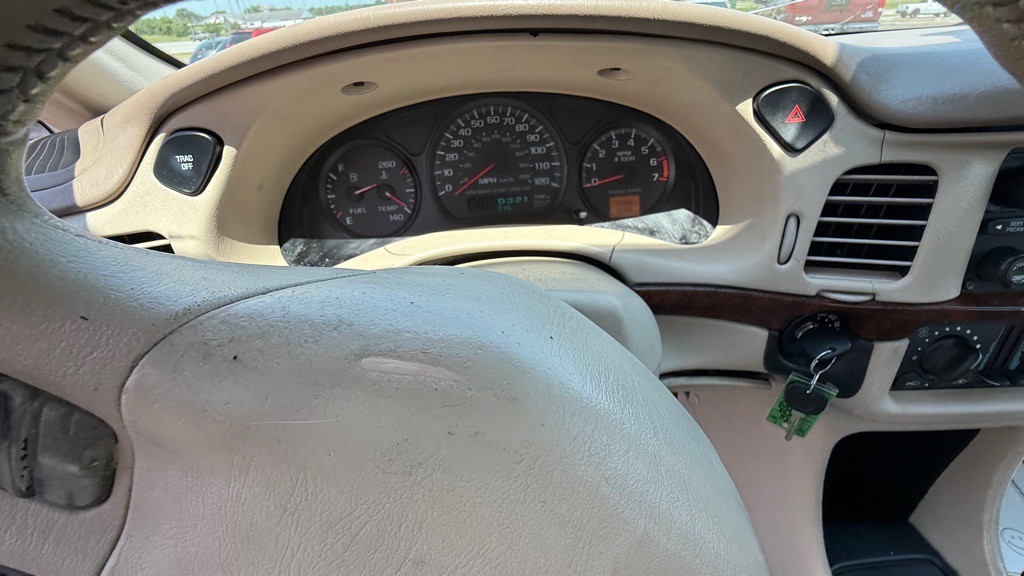 2004 Chevrolet Impala Image 16