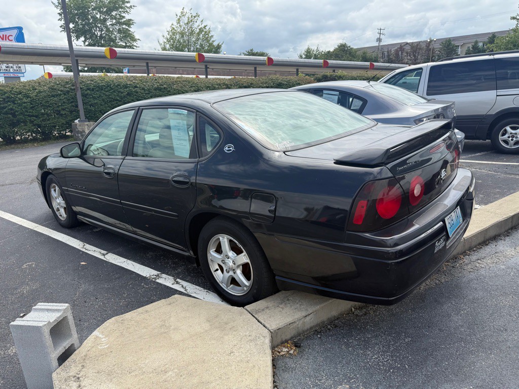 2004 Chevrolet Impala Image 16