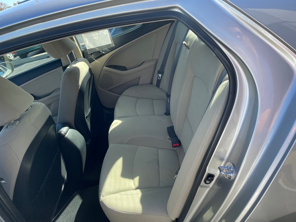 2013 Kia Optima Image 16