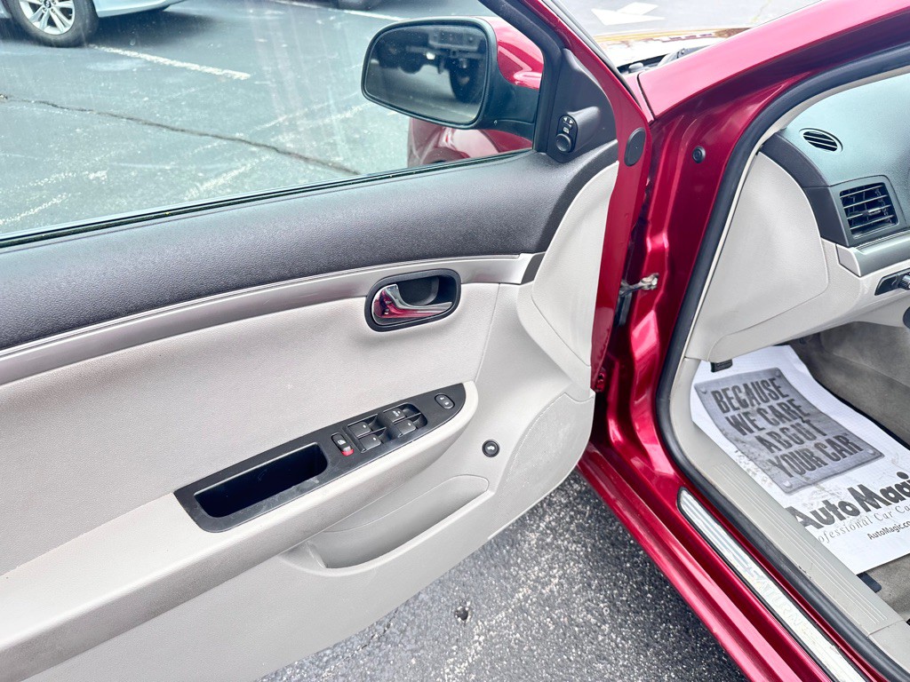 2009 Saturn Aura Image 13