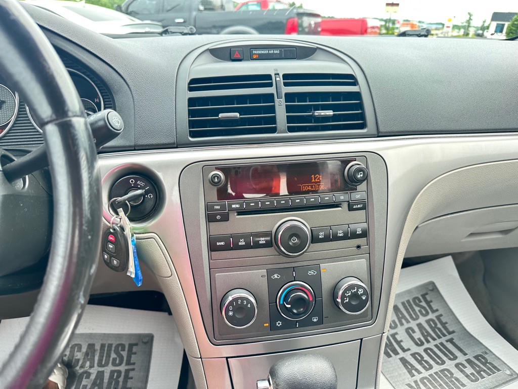 2009 Saturn Aura Image 17