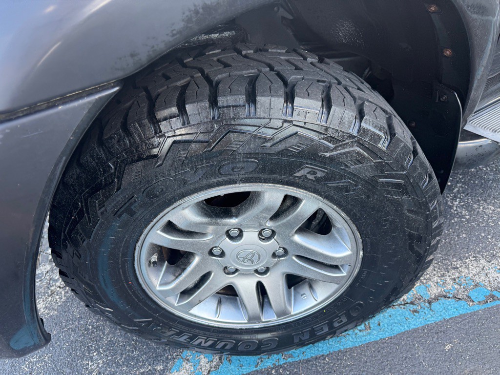 2007 Toyota Sequoia Image 12