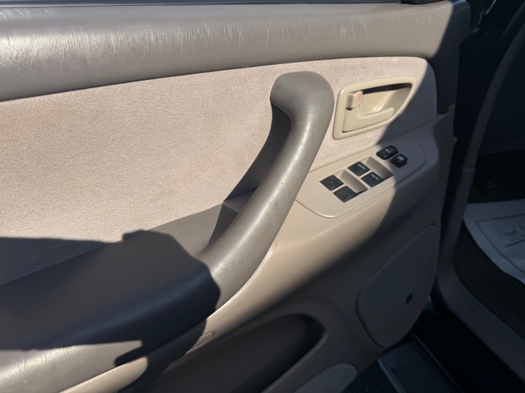 2007 Toyota Sequoia Image 13