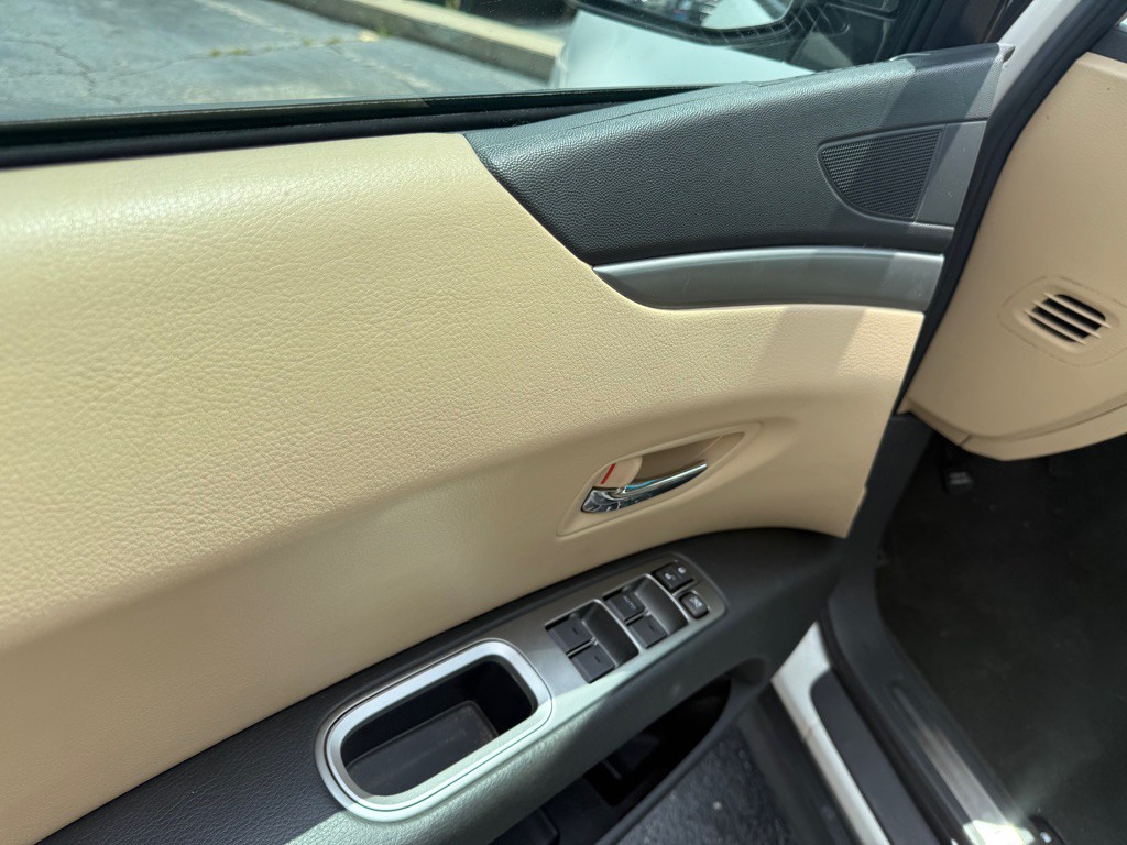 2008 Subaru Tribeca Image 16