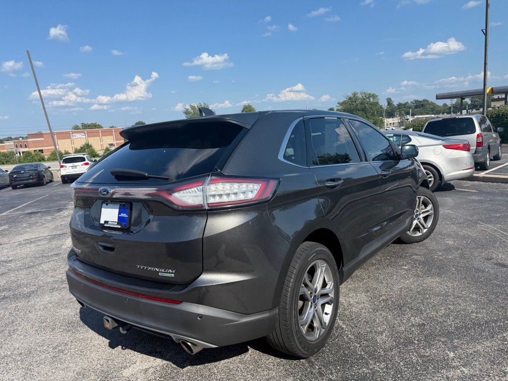 2016 Ford Edge Image 5