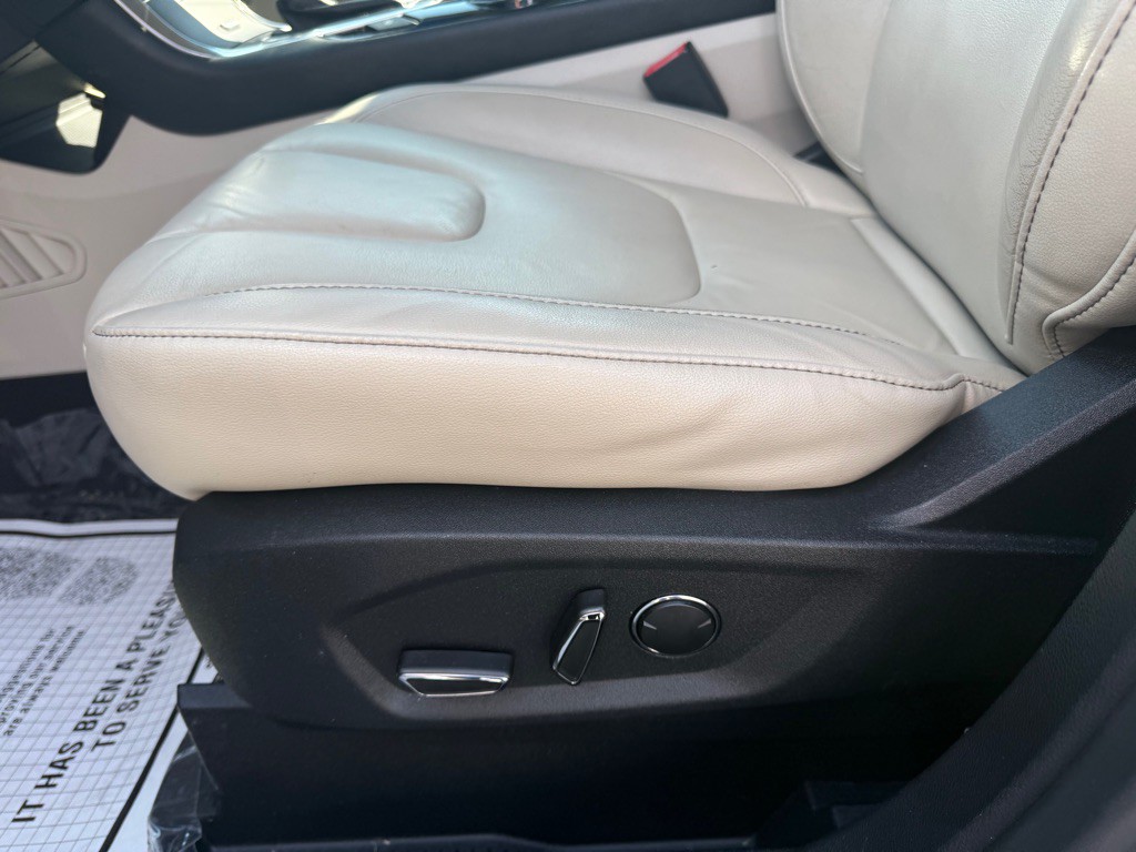 2016 Ford Edge Image 23