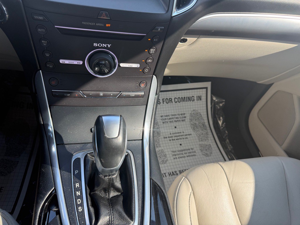 2016 Ford Edge Image 28