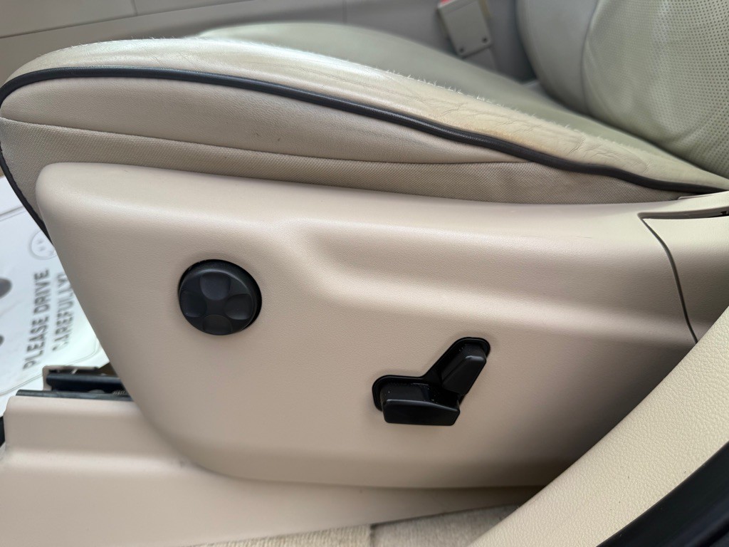 2015 Jeep Grand Cherokee Image 23