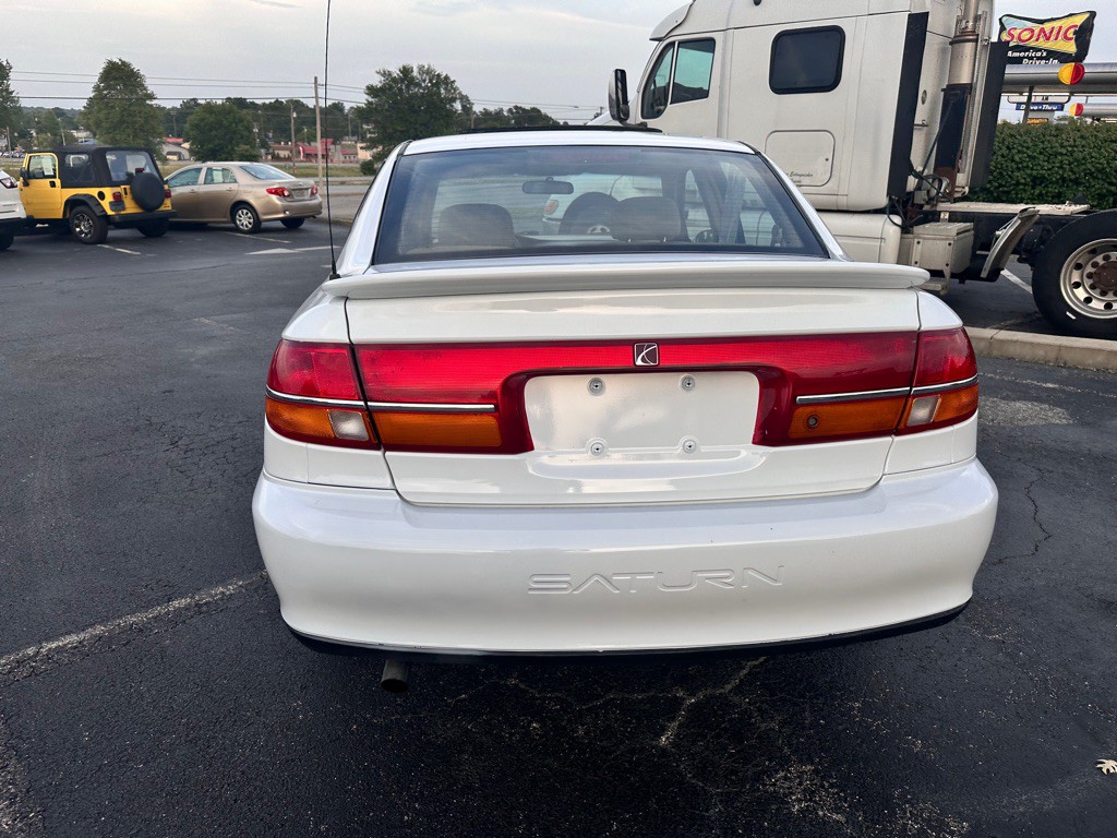 2000 Saturn LS1 Image 6