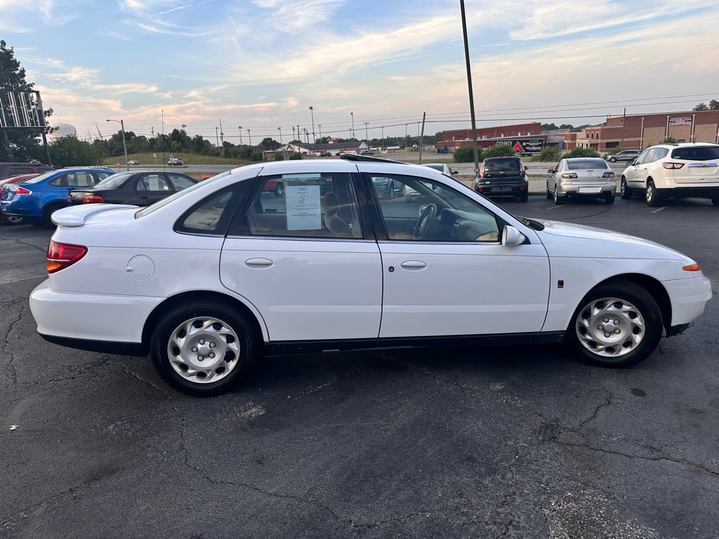2000 Saturn LS1 Image 8